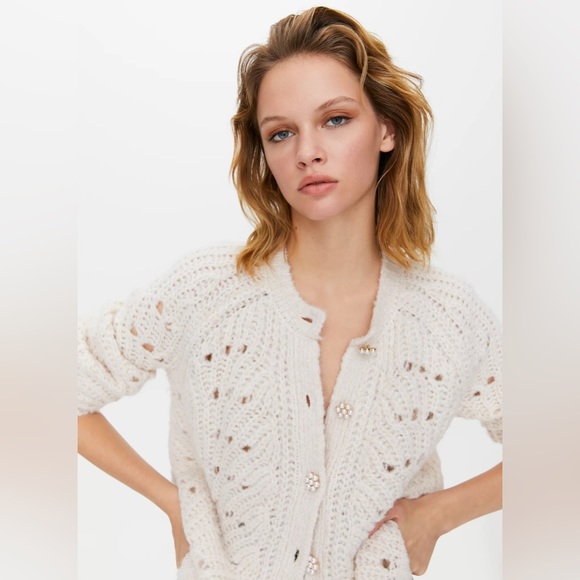 Aritzia Little Moon Rosella Sweater - Picture 3 of 10
